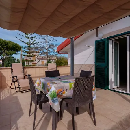 Daniela Bed & Breakfast Leporano